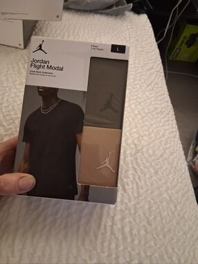 Jordan Flight Modal 2-Pack Crew Neck Tee Undershirts — Olive Green & Tan